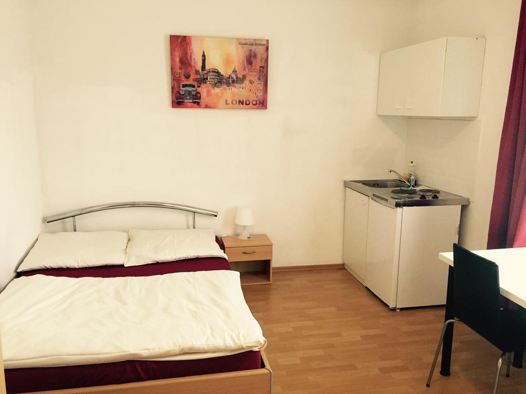 Hotel Westend Кельн Номер фото