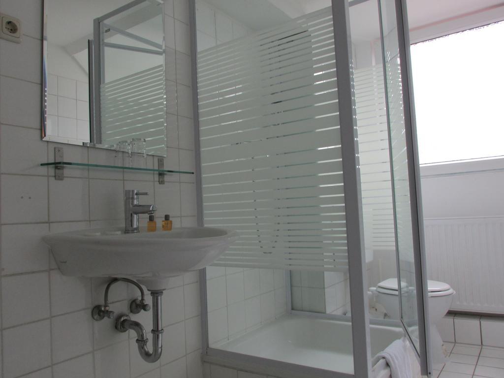 Hotel Westend Кельн Номер фото